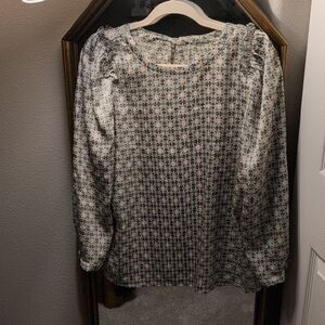 LOFT Black and White Geometric Blouse